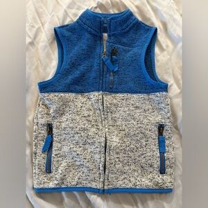 Boys Cat & Jack vest. XS 4/5
